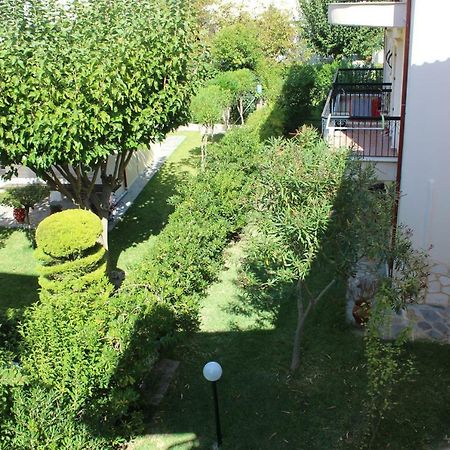Siviri Apartment In Blu Bagian luar foto