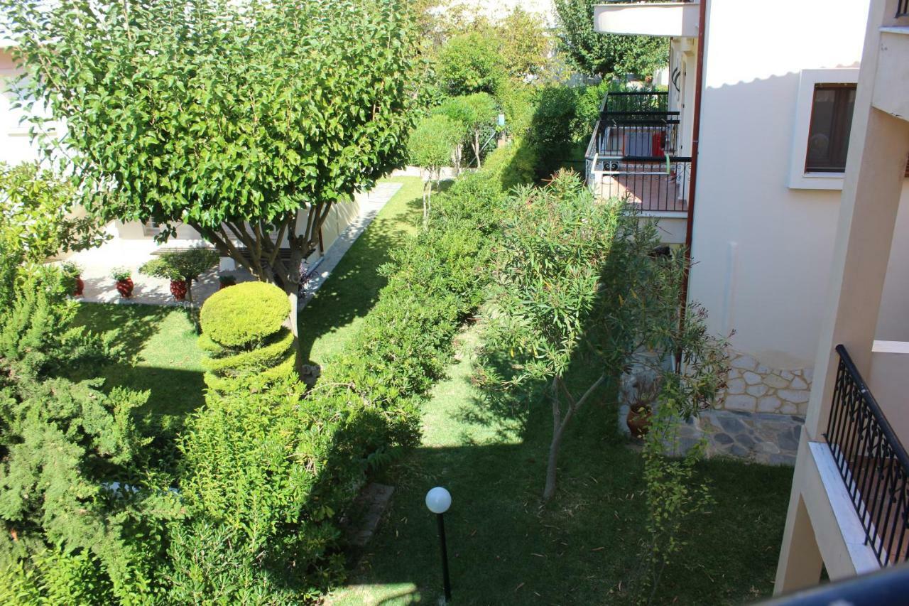 Siviri Apartment In Blu Bagian luar foto