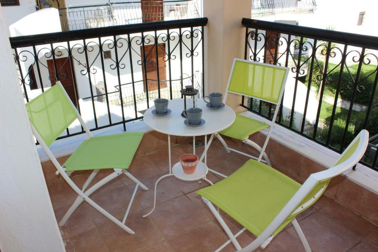 Siviri Apartment In Blu Bagian luar foto